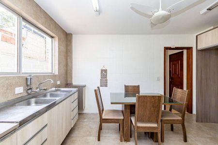 1_photo/94dce4835b.800c8fce13c0b224-ATLAS-19a009c0-df6b-43a9-bdb3-dcd2df5e1401.jpg de apartamento para alugar com 3 quartos, 121m² em Água Verde, Curitiba