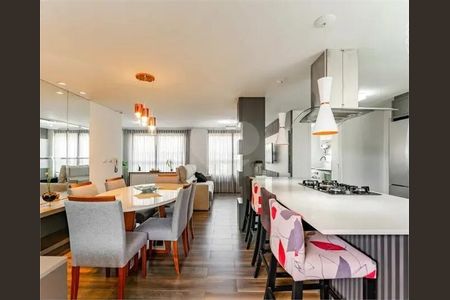 4_photo/94dce48375.44a6e81764e59cba-ATLAS-1a4d934e-e4e9-46b3-8d69-7fb228a87358.jpg de apartamento à venda com 3 quartos, 117m² em Água Verde, Curitiba