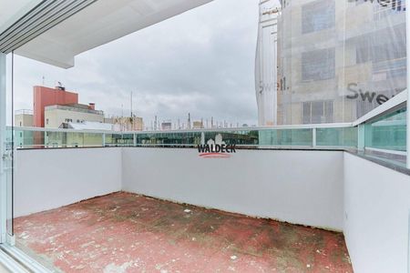 6_photo/94dce48375.b5e9329311abbc2e-ATLAS-d6c8f6ba-12b1-47cc-ad75-1acd6d08631c.jpg de apartamento à venda com 3 quartos, 222m² em Água Verde, Curitiba