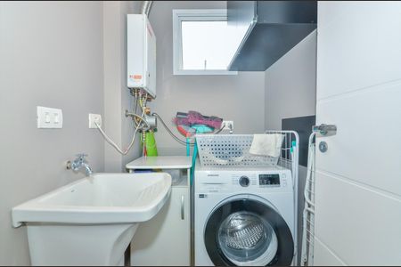 5_photo/94dce4837f.89f8ebecc0a84194-ATLAS-583440f1-e2e9-4d26-bb49-d3a4eecd04dd.jpg de apartamento à venda com 2 quartos, 128m² em Água Verde, Curitiba