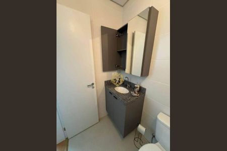 4_photo/94dce483a5.2d62fa29cfdde16d-ATLAS-016a2ba8-4fb7-4add-9c8c-23e3c8f7d8a4.jpg de apartamento à venda com 1 quarto, 50m² em Água Verde, Curitiba