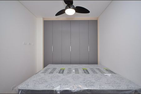 5_photo/94dce483a5.2d62fa29cfdde16d-ATLAS-1f6c9d36-0db5-486a-8a82-4cfbec2ab7a3.jpg de apartamento à venda com 1 quarto, 44m² em Água Verde, Curitiba