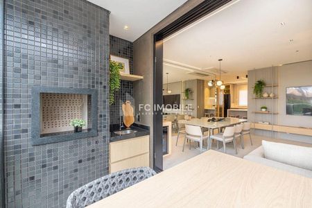 8_photo/94dce483a5.ba1c0bc9cbfcae1e-ATLAS-5db8611c-9f8e-4343-b138-ee04c302edaf.jpg de apartamento à venda com 3 quartos, 115m² em Água Verde, Curitiba