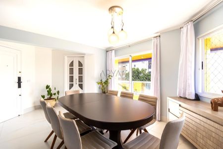 4_photo/94dce483c3.1fa4c8a33e988c14-ATLAS-2076d307-dc27-46d2-a849-5a5d881829f4.jpg de apartamento à venda com 3 quartos, 175m² em Água Verde, Curitiba