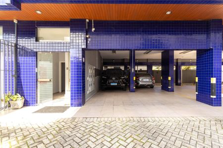 9_photo/94dce483c3.1fa4c8a33e988c14-ATLAS-2621d6a2-e0d2-4a26-b1c0-605499639eff.jpg de apartamento à venda com 3 quartos, 175m² em Água Verde, Curitiba