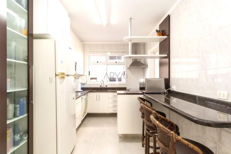 6_photo/94dce483c3.1fa4c8a33e988c14-ATLAS-94c75982-1e08-48af-90f5-3493b4addeae.jpg de apartamento à venda com 3 quartos, 175m² em Água Verde, Curitiba