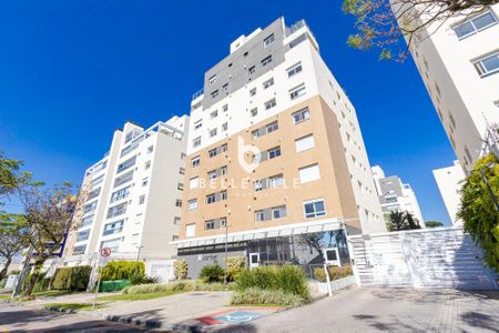 9_photo/94dce483d1.2a5ec1c623a0236e-ATLAS-409ddf12-16e3-4a76-bd3f-b3182a9d80ad.jpg de apartamento para alugar com 3 quartos, 158m² em Água Verde, Curitiba