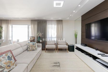 11_photo/94dce483d1.2a5ec1c623a0236e-ATLAS-7ff109b4-1d68-4f9d-a655-b18bc530ae89.jpg de apartamento para alugar com 3 quartos, 158m² em Água Verde, Curitiba