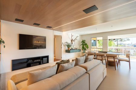 3_photo/94dce483d1.a85202421d6a2d94-ATLAS-8f4de2e3-bc50-4d44-b4a5-210894e5336a.jpg de apartamento à venda com 3 quartos, 158m² em Água Verde, Curitiba