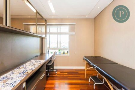 11_photo/94dce483d9.08afe9e7eafb73ae-ATLAS-1f4a08bd-e298-421c-9861-34d94a40605d.jpg de apartamento para alugar com 3 quartos, 158m² em Água Verde, Curitiba