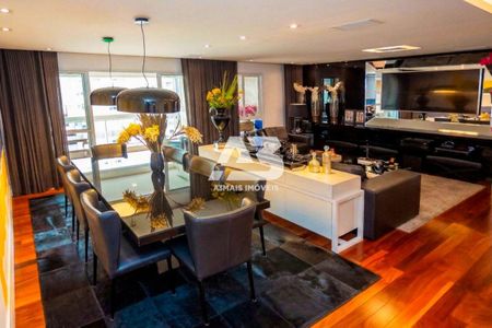 2_photo/94dce483ed.1aa5b8f538f3adaf-ATLAS-7cfb99ec-e61a-4cea-a813-1e20cf456873.jpg de apartamento à venda com 4 quartos, 193m² em Água Verde, Curitiba