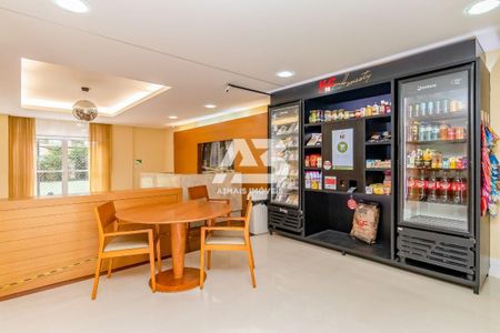 38_photo/94dce483ed.1aa5b8f538f3adaf-ATLAS-cb01ed2d-7ace-4232-8a5d-57ac78546c8b.jpg de apartamento à venda com 4 quartos, 193m² em Água Verde, Curitiba