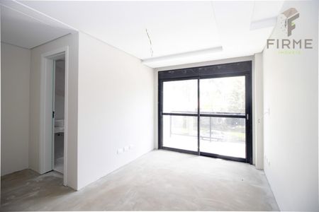 18_photo/94dce483fb.b998a58f5cd09cc9-ATLAS-58d2a665-fdbe-4bc6-b148-84970ea2e08a.jpg de casa à venda com 4 quartos, 177m² em Água Verde, Curitiba