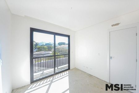 3_photo/94dce4841b.d0082307d5ebb9e3-ATLAS-77eb9a47-7164-4caf-92e3-eac9f3e2af3f.jpg de casa à venda com 3 quartos, 163m² em Água Verde, Curitiba