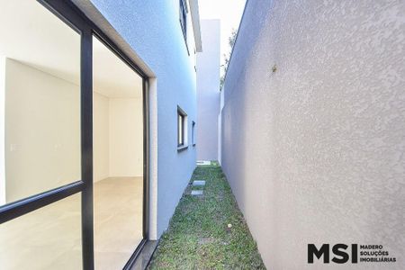 4_photo/94dce4841b.d0082307d5ebb9e3-ATLAS-7d30b0a0-6b6e-4de8-a2b5-80c32a6444c2.jpg de casa à venda com 3 quartos, 163m² em Água Verde, Curitiba