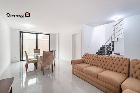 2_photo/94dce48421.e3b31e3a4646cbca-ATLAS-c340fee5-a8bc-42e0-ae10-9cb9f9923663.jpg de casa à venda com 3 quartos, 201m² em Água Verde, Curitiba