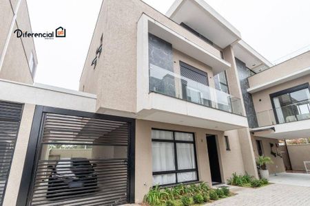 11_photo/94dce48421.e3b31e3a4646cbca-ATLAS-db7a9af1-2f8d-4f88-9d88-653129ea9ba0.jpg de casa à venda com 3 quartos, 201m² em Água Verde, Curitiba