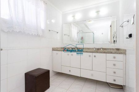 29_photo/94dce48465.c07bf5e8d87ad2c6-ATLAS-c57e63c7-a257-491a-a8ca-3c9b675f3e2d.jpg de casa à venda com 4 quartos, 343m² em Água Verde, Curitiba