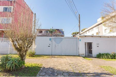 8_photo/94dce48495.4f7e82ff3a172009-ATLAS-4a8ffdaf-8ca5-4caa-8f9d-99758963ea8c.jpg de casa à venda com 5 quartos, 250m² em Água Verde, Curitiba