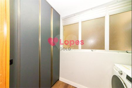 14_photo/94dce4849f.c7048a8dc0618162-ATLAS-f90f9bad-7669-451d-b366-4e92be2e50cd.jpg de apartamento à venda com 2 quartos, 48m² em Água Verde, Curitiba