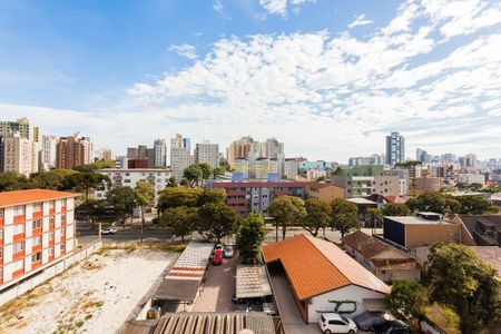 12_photo/94dce484a3.2f15d505e37c7ac5-ATLAS-b4b05c8c-e8a4-43ea-97ec-ef724fafaa20.jpg de apartamento à venda com 2 quartos, 57m² em Água Verde, Curitiba