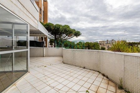 6_photo/94dce484a3.f87c5f63b588f4d4-ATLAS-176e3a12-d723-439e-8839-e07d25f889e9.jpg de apartamento à venda com 3 quartos, 183m² em Água Verde, Curitiba