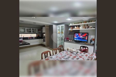 8_photo/94dce48585.c54b499e30a4c429-ATLAS-1dcd094e-b691-4eea-817e-2e08f7500210.jpg de casa à venda com 4 quartos, 418m² em Água Verde, Curitiba