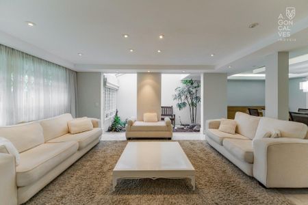 3_photo/94dce48589.72c6de53d9443c33-ATLAS-2c3d4dfb-79a3-4e01-bc22-30818bcf06e8.jpg de casa para alugar com 4 quartos, 246m² em Água Verde, Curitiba