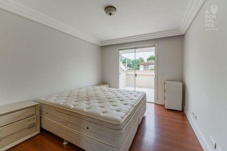 3_photo/94dce48589.a3ae9ae7e703bbee-ATLAS-229a95e9-a1b0-486f-80cf-7c7dcb644b89.jpg de casa para alugar com 4 quartos, 246m² em Água Verde, Curitiba