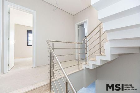 1_photo/94dce4858b.82dfd85ef928e01e-ATLAS-02dba636-84e5-431e-b935-d895254a0726.jpg de casa à venda com 3 quartos, 179m² em Água Verde, Curitiba