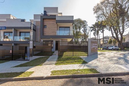 12_photo/94dce4858b.82dfd85ef928e01e-ATLAS-1f72e393-161c-407c-9889-4dd9a02ad1fb.jpg de casa à venda com 3 quartos, 179m² em Água Verde, Curitiba