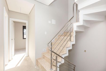 5_photo/94dce4858b.82dfd85ef928e01e-ATLAS-d222f833-74e4-45ba-bb1c-e747d993b0be.jpg de casa à venda com 3 quartos, 134m² em Água Verde, Curitiba