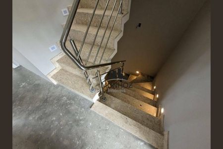 50_photo/94dce4858b.b85d04931a7554fc-ATLAS-df9d15b3-2de9-4b2f-9fa7-53fcf4285594.jpg de casa à venda com 3 quartos, 134m² em Água Verde, Curitiba