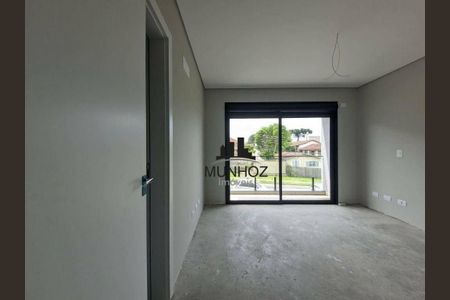 34_photo/94dce4858b.b85d04931a7554fc-ATLAS-e37b3282-bdf9-414f-95ef-70346de8839c.jpg de casa à venda com 3 quartos, 134m² em Água Verde, Curitiba