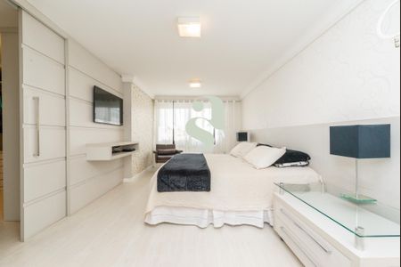 10_photo/94dce485eb.9e0f63e34932a427-ATLAS-f42db2bc-24eb-4f57-bbe0-eecd9d94d06d.jpg de casa à venda com 3 quartos, 440m² em Água Verde, Curitiba