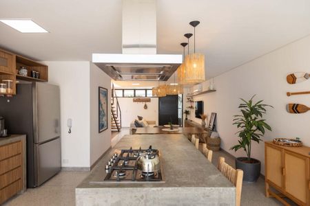 2_photo/94dce4860d.34f8a368ab26d3b9-ATLAS-0a73eb12-4aa0-4641-9daf-093de939a65f.jpg de casa à venda com 3 quartos, 174m² em Água Verde, Curitiba