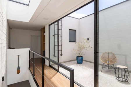 7_photo/94dce4860d.34f8a368ab26d3b9-ATLAS-2b6a6bb2-2f0f-43e7-93b3-cfe79d0bebc0.jpg de casa à venda com 3 quartos, 174m² em Água Verde, Curitiba