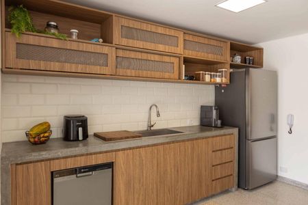 12_photo/94dce4860d.34f8a368ab26d3b9-ATLAS-d9d3a8bb-50f9-444a-83ca-bbbd2dbb178c.jpg de casa à venda com 3 quartos, 174m² em Água Verde, Curitiba