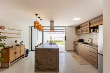 7_photo/94dce4860d.34f8a368ab26d3b9-ATLAS-fb3e1a2a-8b9f-462a-aa9d-7e98f597bdd2.jpg de casa à venda com 3 quartos, 174m² em Água Verde, Curitiba