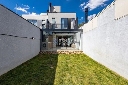 4_photo/94dce4860d.7aeb7bc2eb1ec1ba-ATLAS-17652e94-6bdd-4ce0-b02c-4ed824c2745a.jpg de casa à venda com 3 quartos, 174m² em Água Verde, Curitiba