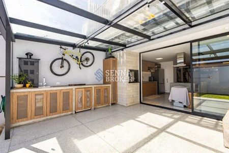 9_photo/94dce4860d.7aeb7bc2eb1ec1ba-ATLAS-a3390460-8ce4-4344-9553-be6b23dedadf.jpg de casa à venda com 3 quartos, 174m² em Água Verde, Curitiba