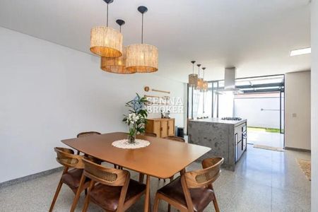 11_photo/94dce4860d.7aeb7bc2eb1ec1ba-ATLAS-b1053d4d-582a-4156-9151-e85a639e197d.jpg de casa à venda com 3 quartos, 174m² em Água Verde, Curitiba