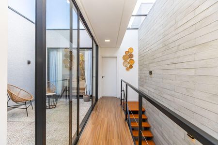 18_photo/94dce4860d.ff814dd41d6488d0-ATLAS-6a2fbd4f-0c5f-424f-add6-7cefbca84d89.jpg de casa à venda com 3 quartos, 174m² em Água Verde, Curitiba