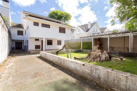 8_photo/94dce48659.e55d5649294f0132-ATLAS-f66d9651-1a9d-4cb0-9de0-9f3da33dbbc8.jpg de casa à venda com 7 quartos, 359m² em Água Verde, Curitiba