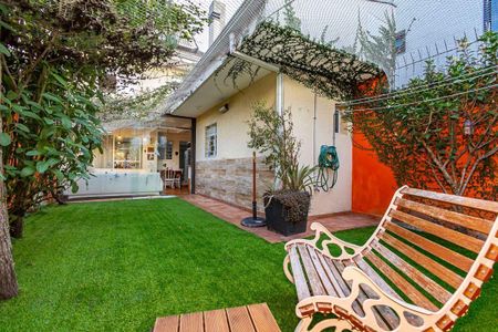 35_photo/94dce4865b.d064f87ba2f4a60c-ATLAS-022546c1-44ce-4e7a-99e8-7f4686d7f437.jpg de casa à venda com 3 quartos, 211m² em Água Verde, Curitiba