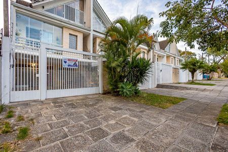 45_photo/94dce4865b.d064f87ba2f4a60c-ATLAS-35cff0a2-fa46-4b6c-862e-05d87f05733d.jpg de casa à venda com 3 quartos, 211m² em Água Verde, Curitiba