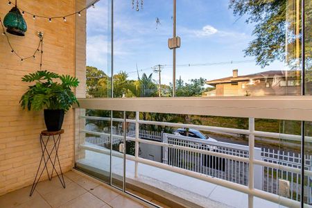 27_photo/94dce4865b.d064f87ba2f4a60c-ATLAS-3cb9d998-c68d-4d31-b9c9-937f2ffb39cf.jpg de casa à venda com 3 quartos, 211m² em Água Verde, Curitiba