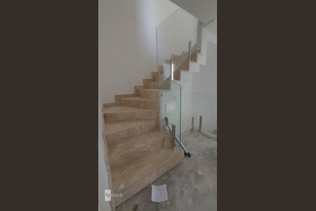 3_photo/94dce486b7.a8710b8aa3f77d26-ATLAS-0f24cff3-da51-4b35-b11d-3a4b3d8f47b3.jpg de casa à venda com 3 quartos, 260m² em Água Verde, Curitiba