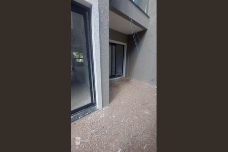 18_photo/94dce486b7.a8710b8aa3f77d26-ATLAS-75e648a2-d415-4009-867a-c8829eadfacf.jpg de casa à venda com 3 quartos, 260m² em Água Verde, Curitiba