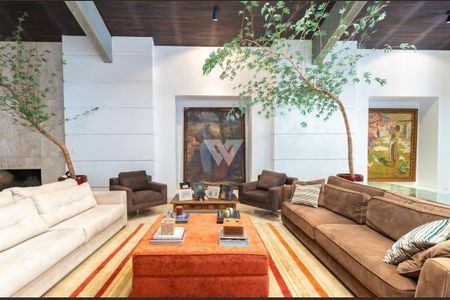 8_photo/94dce48723.dd63bef89a0f751f-ATLAS-1cebdab7-2b48-4aae-b3bf-ffba09426662.jpg de casa à venda com 4 quartos, 708m² em Água Verde, Curitiba